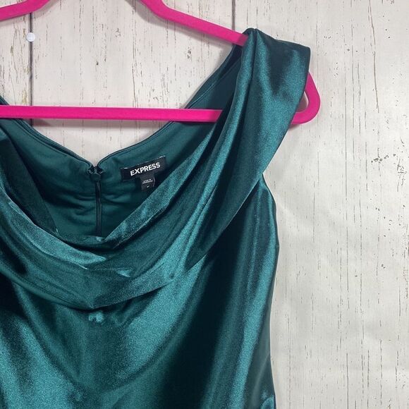 Express Emerald Green Satin Bodysuit Cowl Neck Sleeveless Size M Holiday Glam - Picture 4 of 13